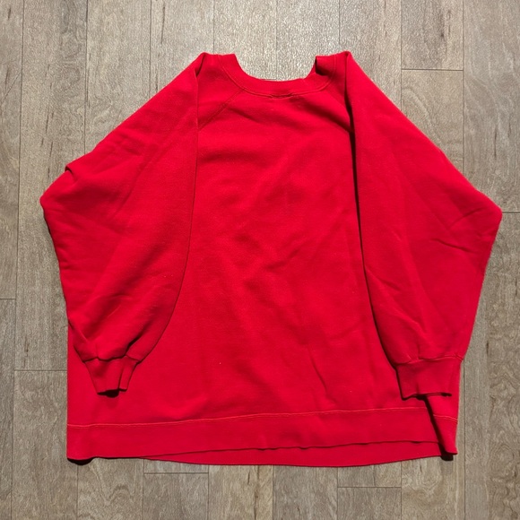 Vintage Hand Painted Mouse Sewing Crewneck Sweatshirt Red Size Large - Picture 4 of 4